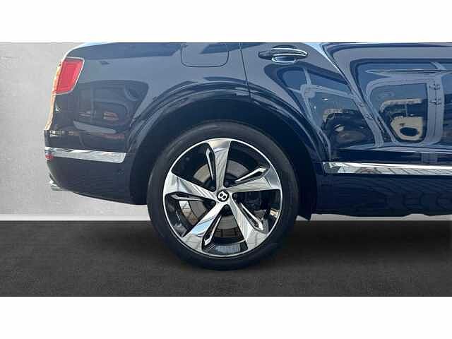 5:Bentley Bentayga V8, SUV, Peacock, Bentley Praha