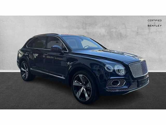 0:Bentley Bentayga V8, SUV, Peacock, Bentley Praha